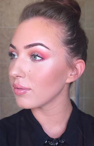 Charlotte Brooks 19 beauty products this makeup artist with psoriasis swears by Healthista